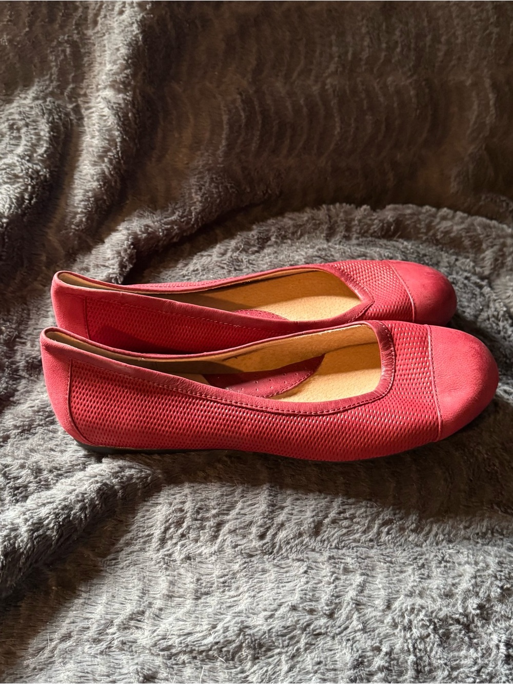 SoftWalk Red Casual Ballet Flats